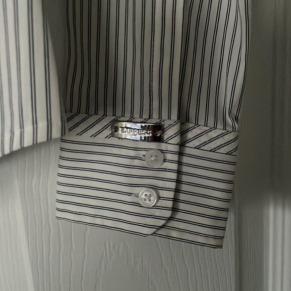 Express Essential Button Down Stripped Dress Shirt - Picture 3 of 6